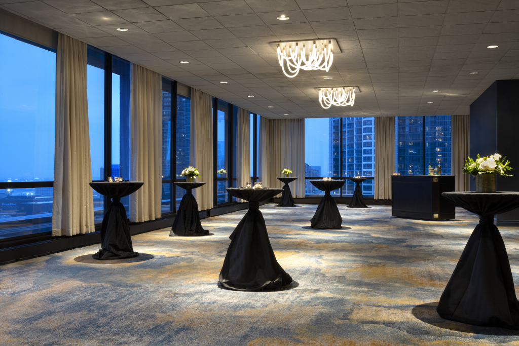 voco Chicago Downtown - Riverwalk by IHG