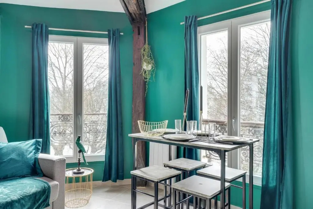 147 Suite Atmosphere, Nice Duplex, Paris Center