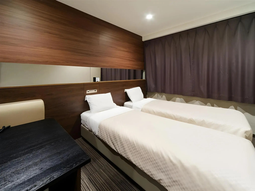 Osaka Fujiya Hotel