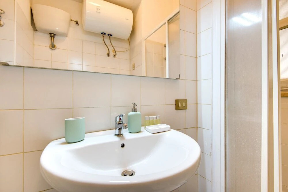 Very Spacious 3 Beds Flat in a Great Area