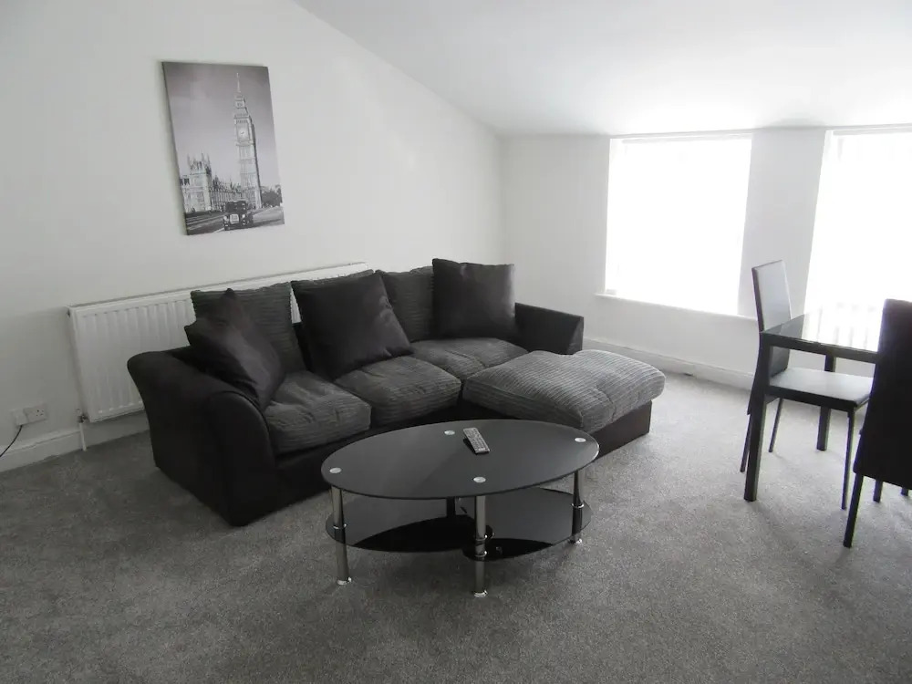 No 6 at 19 Ivanhoe - 2  Bed Sefton Park