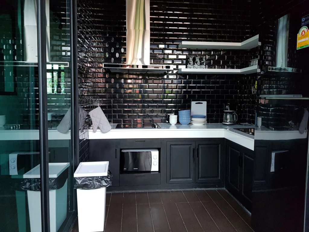 Wayha Hostel Don Mueang Airport