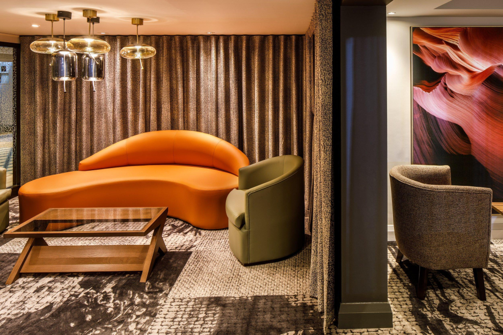 Crowne Plaza Manchester Airport by IHG