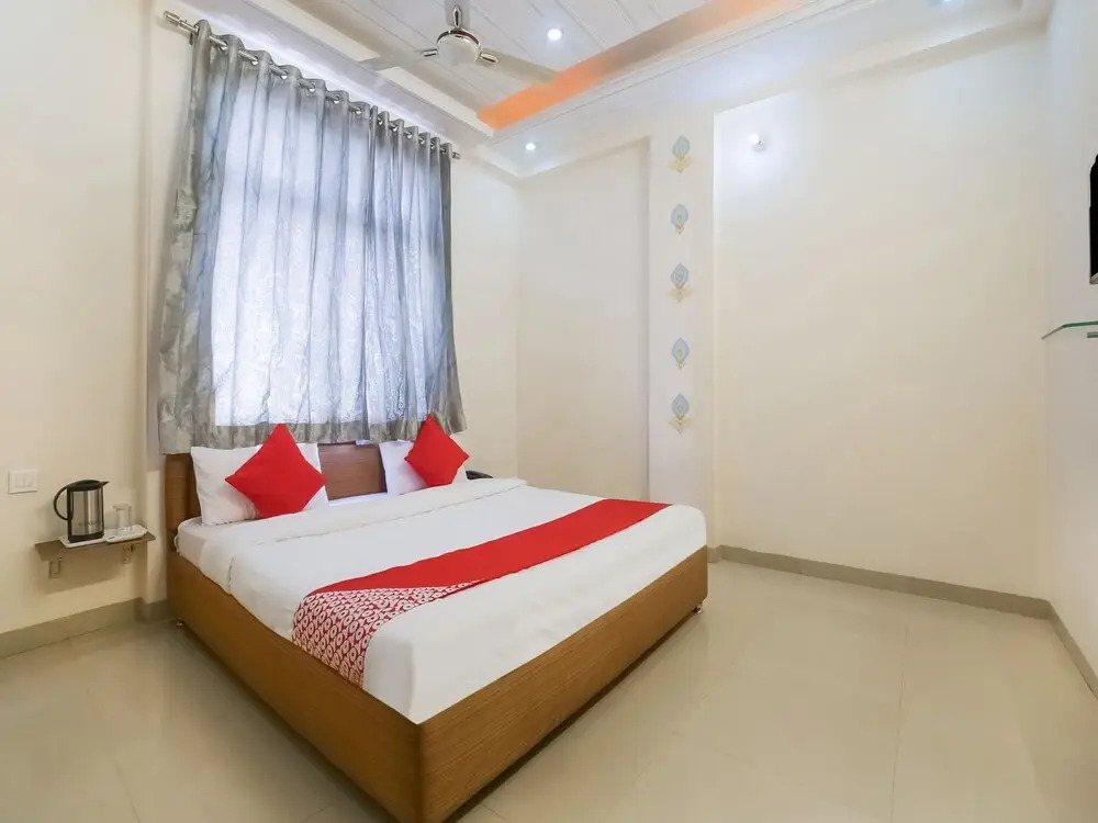 Oyo 37396 Q K Hotel