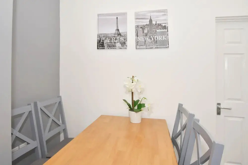 Townhouse @ 86 Brooklyn Street Crewe