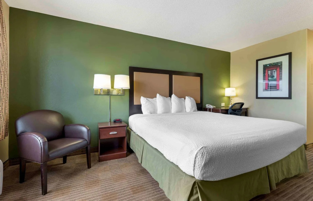 Extended Stay America Select Suites - Chicago - Hanover Park