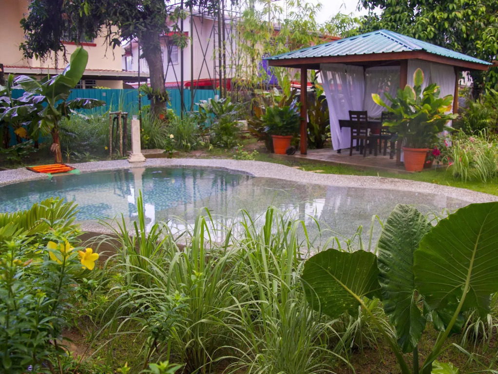 HAKS Boutique B&B with Pool & Farm-to-Table Dining