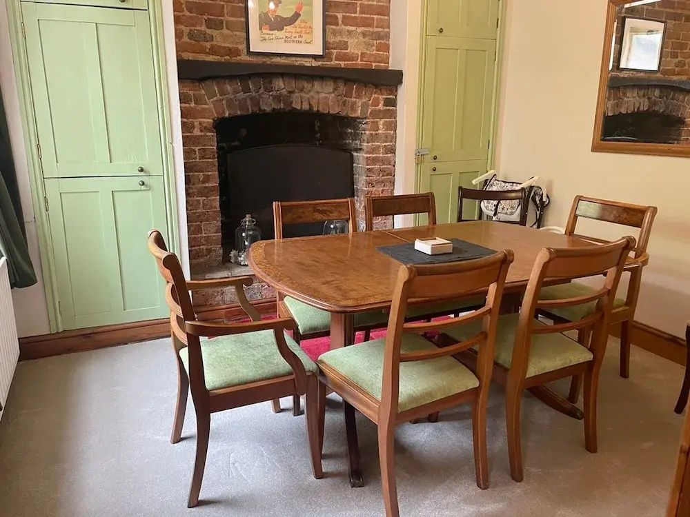 Large Family Getaways Metres From the Beach
