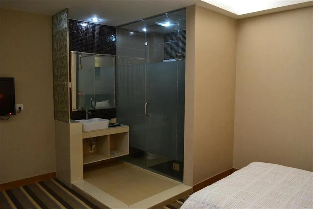 Gangtian Business Hotel