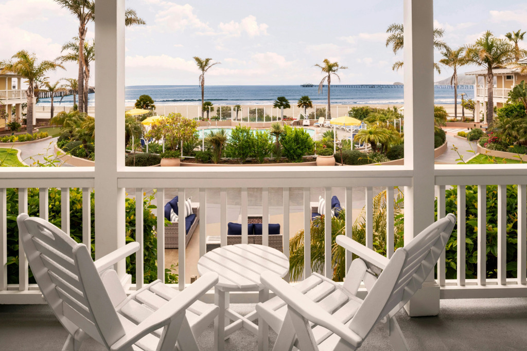 Avila Lighthouse Suites