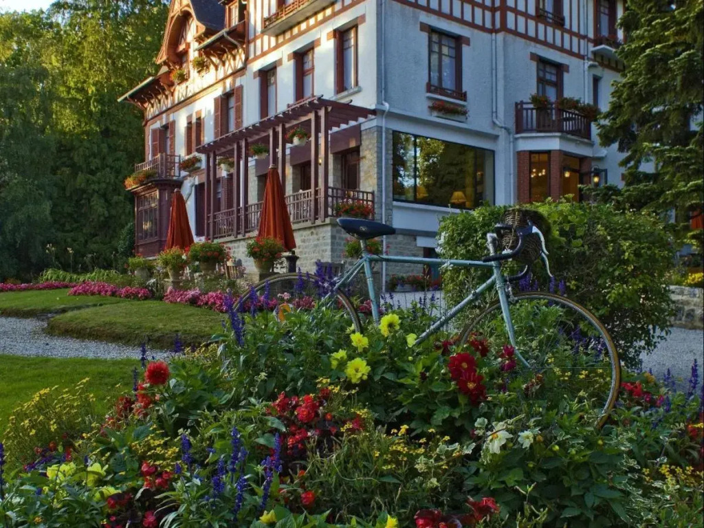 La Villa Bois Joli HOTEL RESTAURANT
