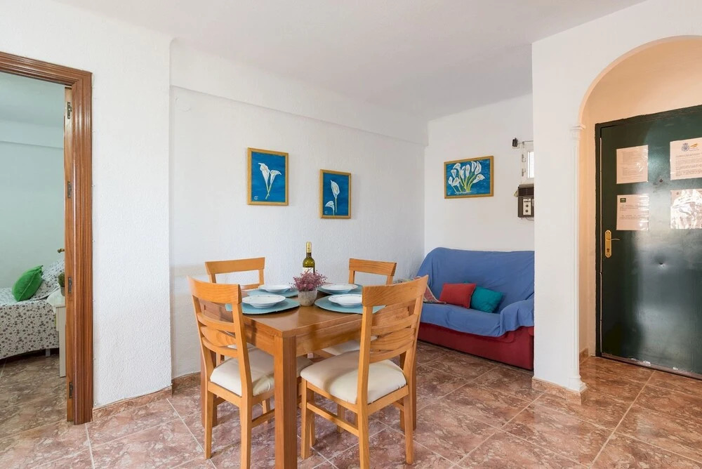 MalagaSuite Playamar Beach & Pool Apartment