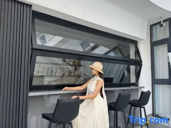 Xijian IXIXIX one Contentent · Private Hot Spring Homestay