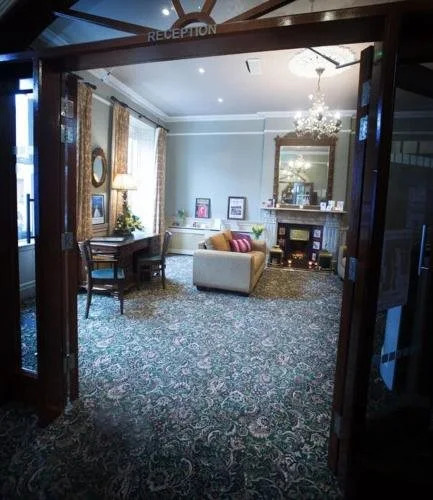 Brogans Bar & Hotel