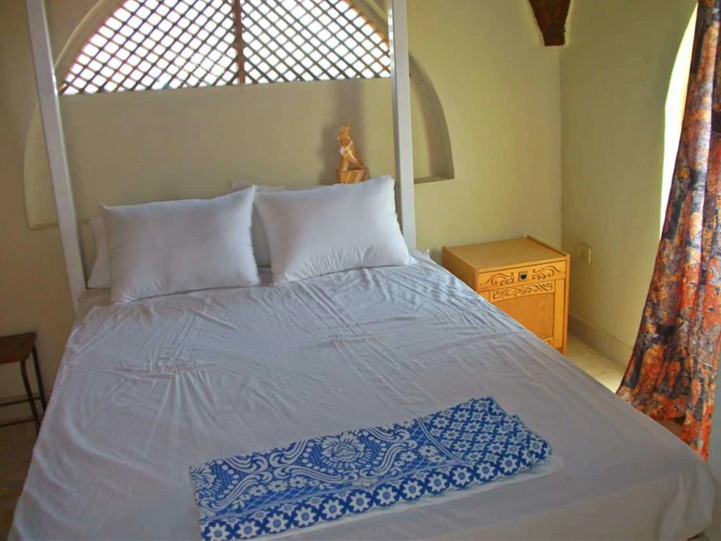Farida Apartments