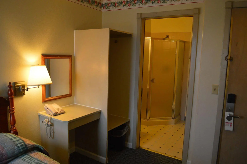 Chelsea Inn Hotel