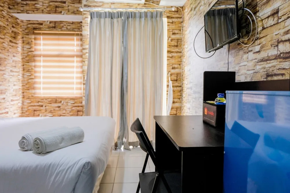 Best Price Studio Room Apartment at Ayodhya Residences