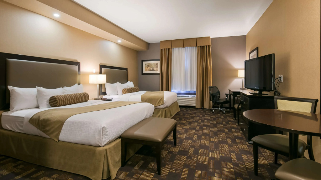 Best Western PLUS Fox Creek