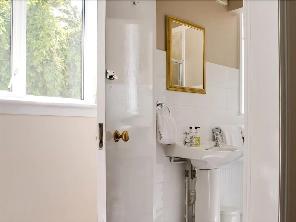 Harwood House B&B