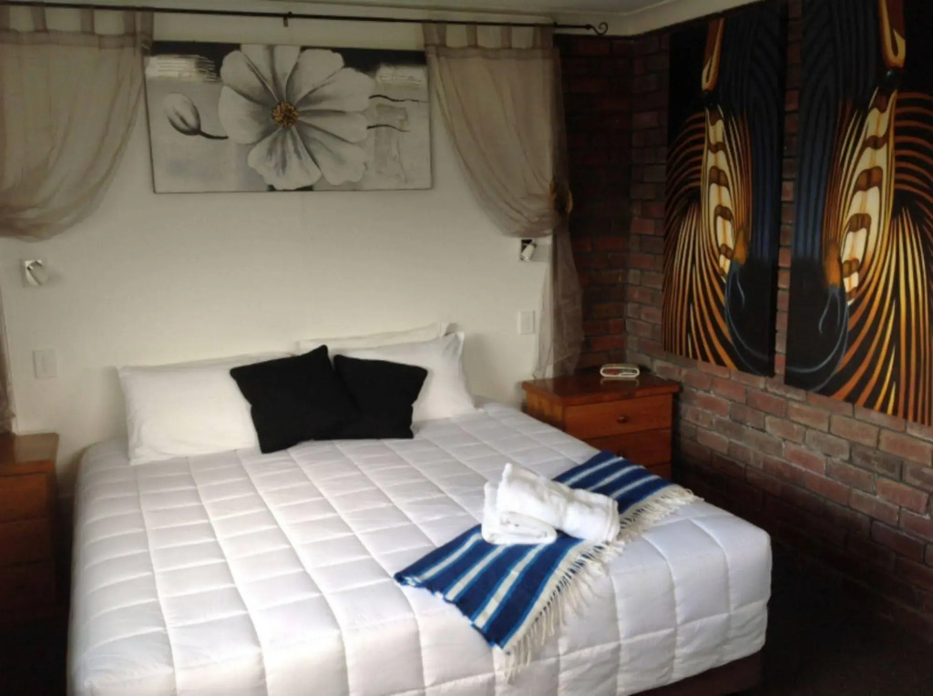 Avlon Gardens Motel