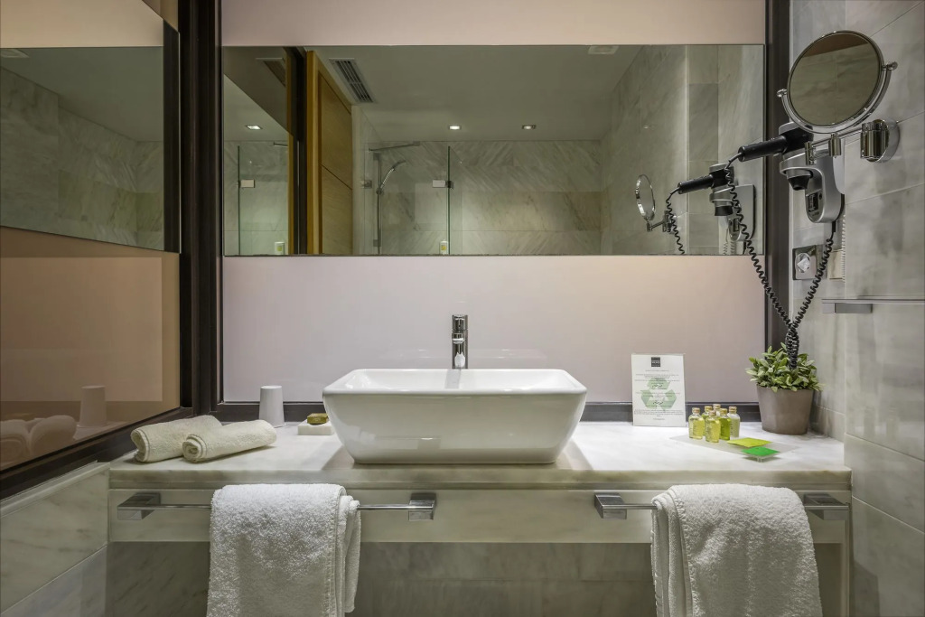 Esperos Palace Luxury & Spa Hotel