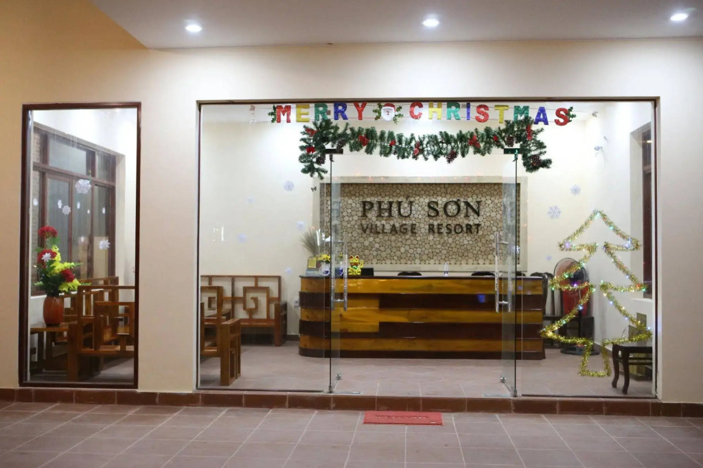 Phu Son Village Resort