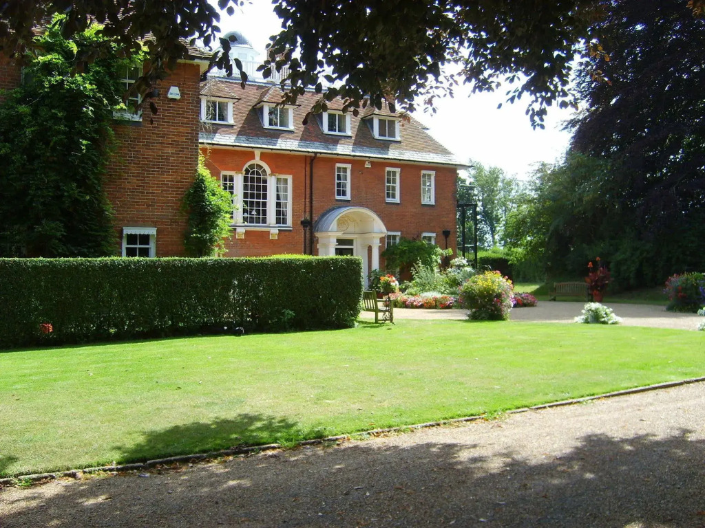 Saltcote Place