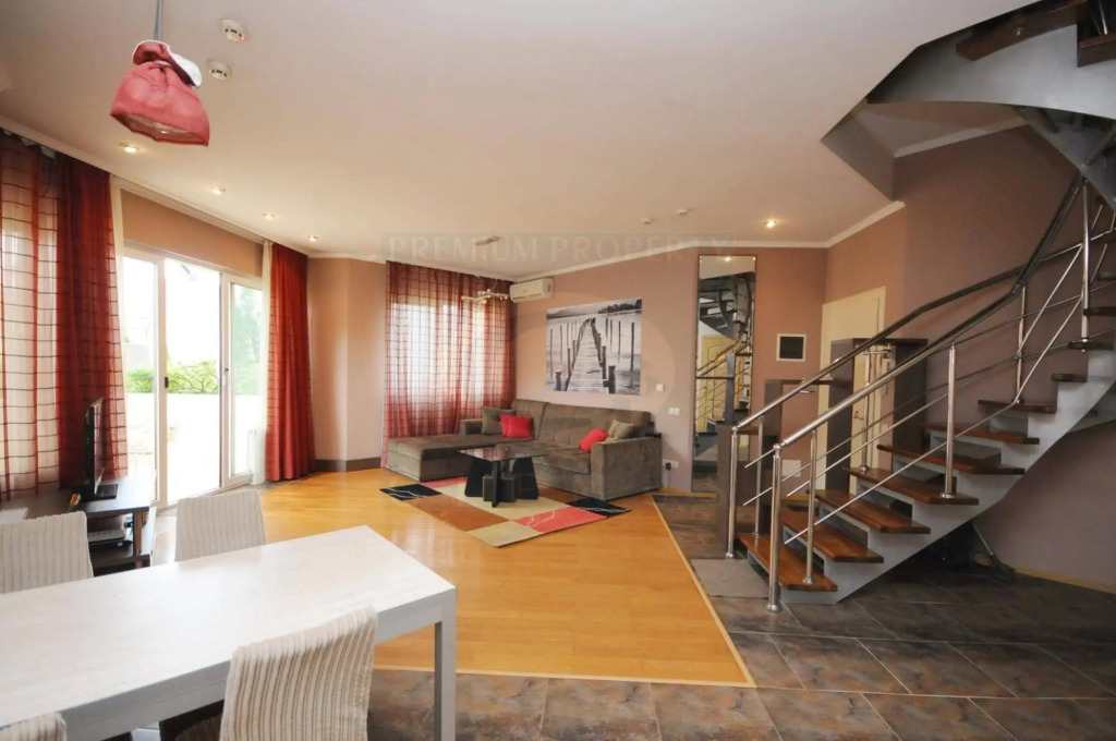 First Choice Apartments