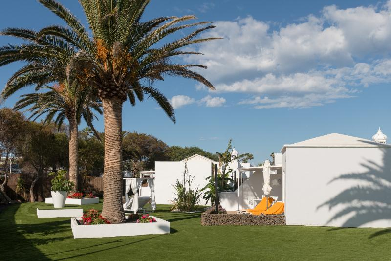 Villas New Lanzasuites