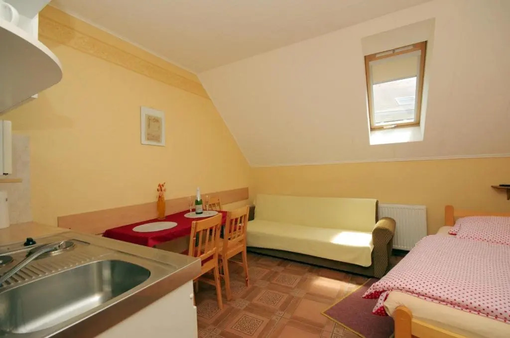 Burg Apartman