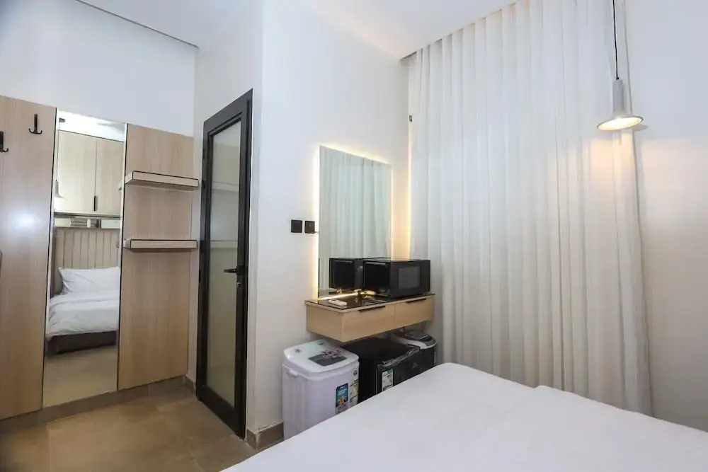 Mayon Serviced Apartments