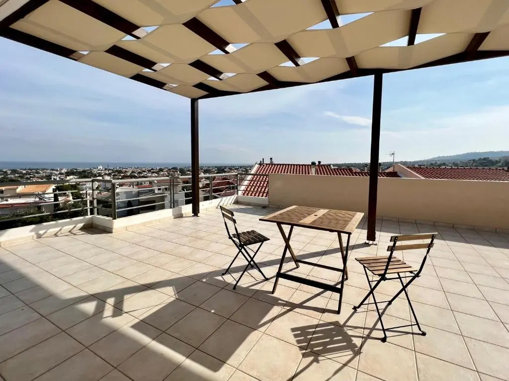 Sunrise Studio with unhindered view to the sea.