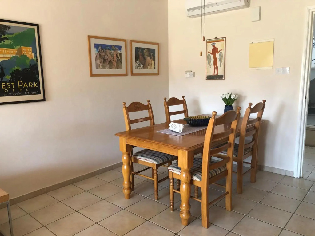 Limnaria Villas - stylish ground floor apartment