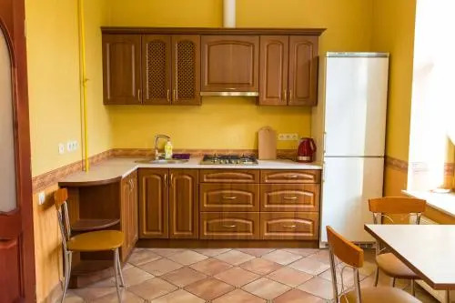 10 Rooms