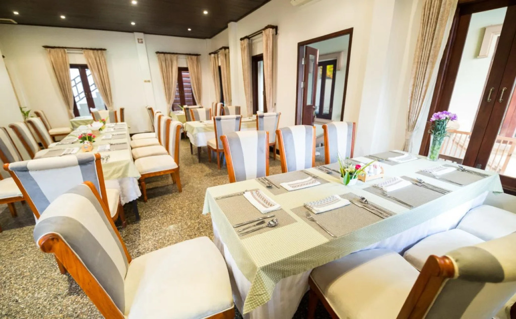 Ang Thong Hotel