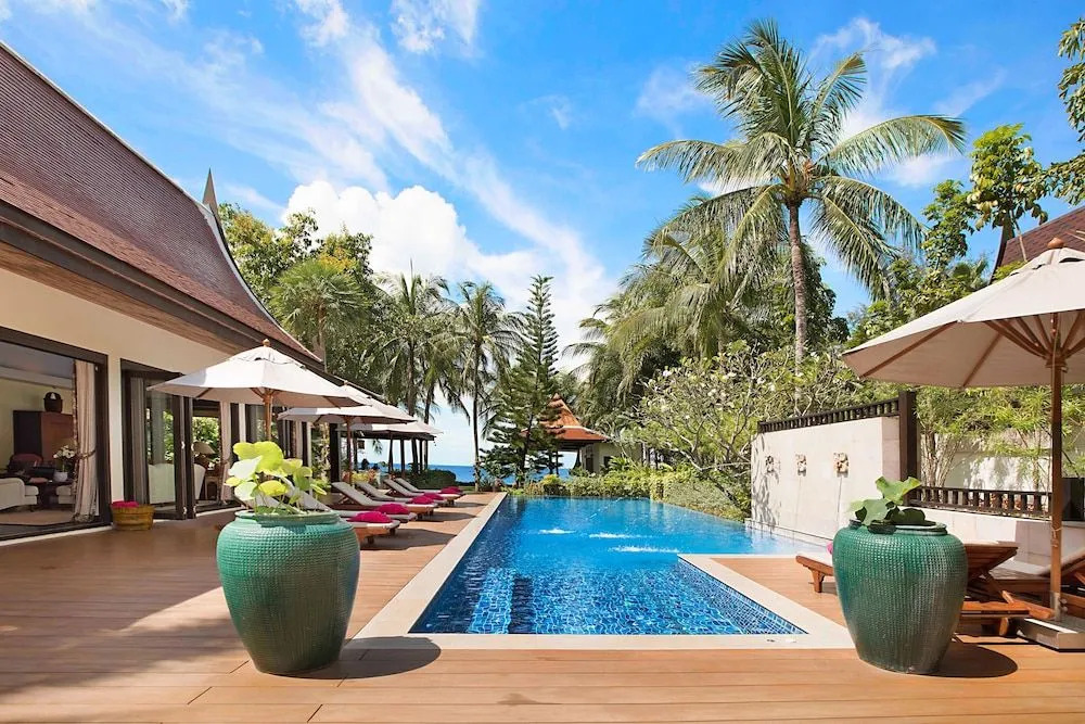 Baan Rattana Thep