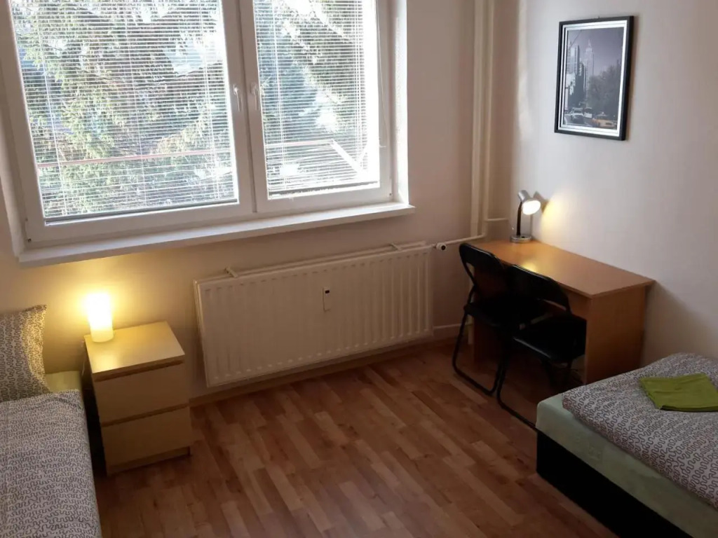 APARTMÁN ROŽŇAVA city & parking