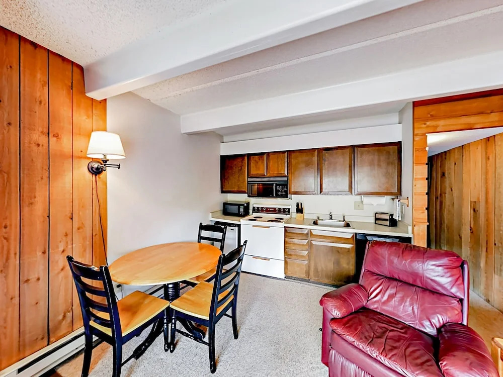 Vail  W/ Pool & Hot Tubs 1 Bedroom Condo