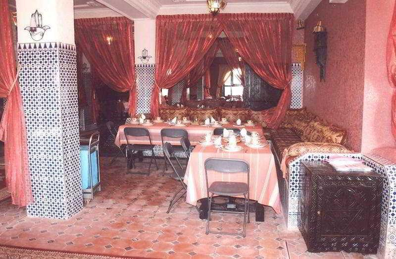 Well Center Riad Auberge Assounfou