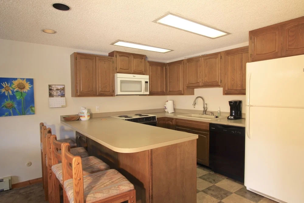 113ab Wptc - Cranmer Rd 3 Bedroom Condo