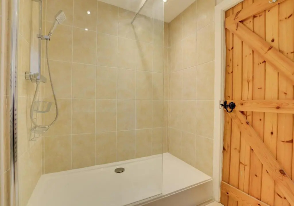 3 Bed in Llanrhychwyn oc-wag577