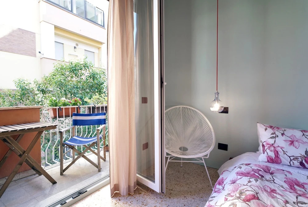 Treetop Rooms