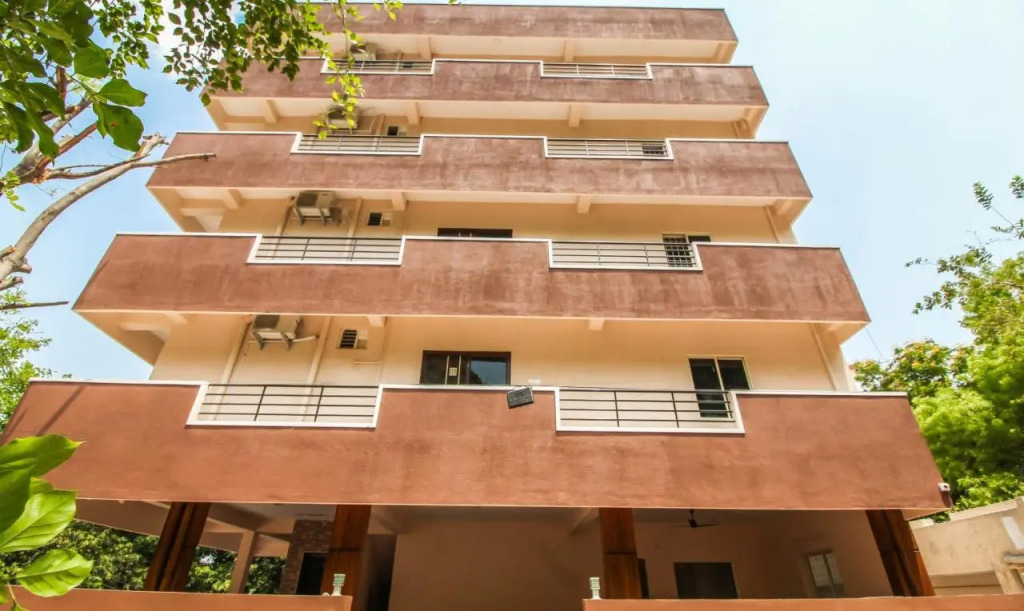 Itsy Hotels Riyas Grand