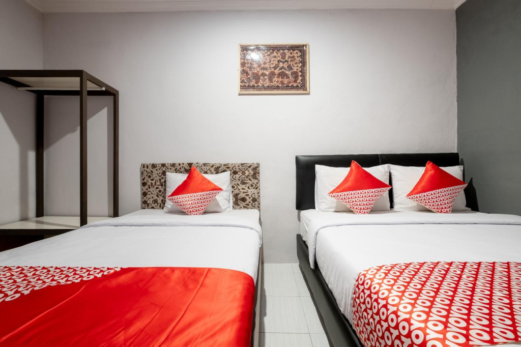 Crown Residence Hotel near Tugu Yogyakarta RedPartner