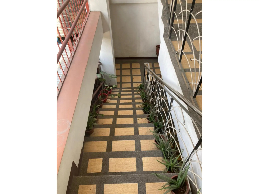 OYO 815 Carisil Bldg