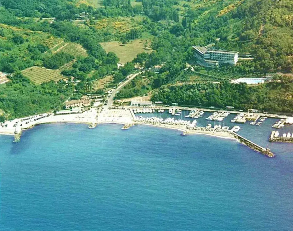 Hotel Capo Est
