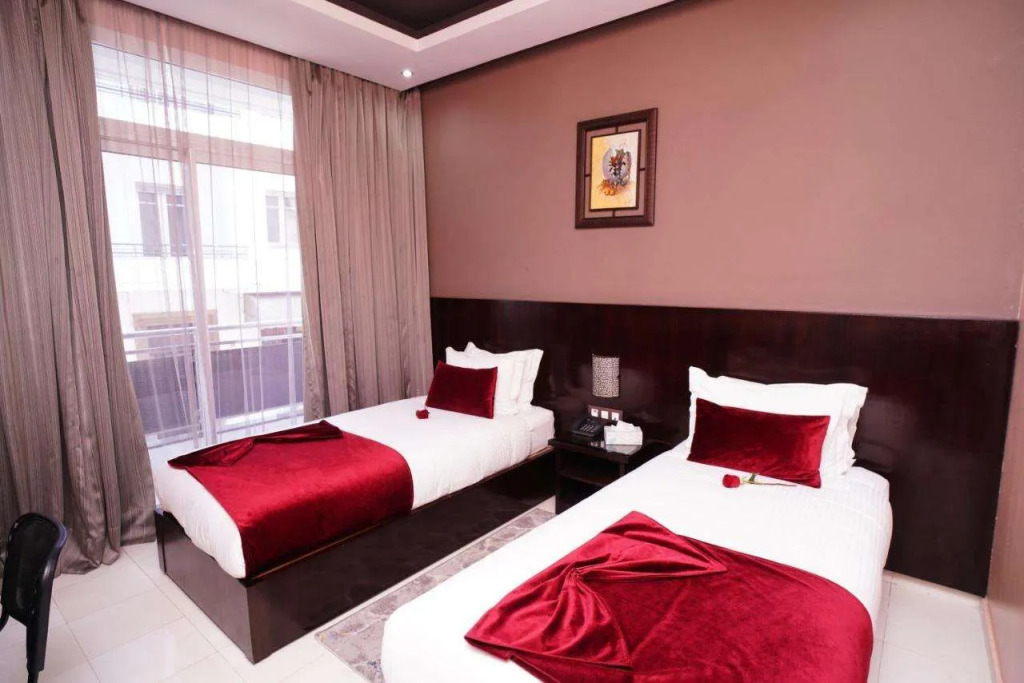 Hotel La Capitale