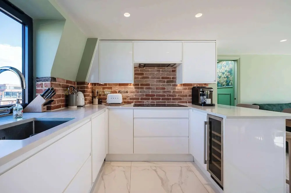 Maison De Brompton With 1 Bedrooms and 1 Bathrooms