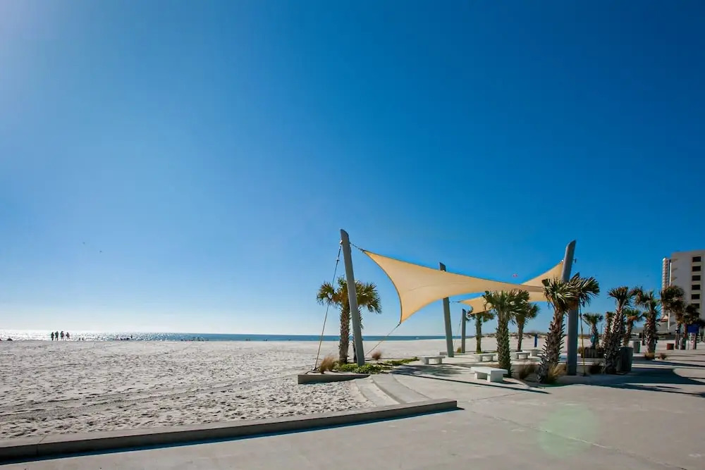 Whar305x 2 Bedroom Condo