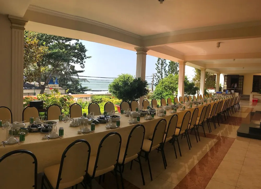 Huong Phong Hotel
